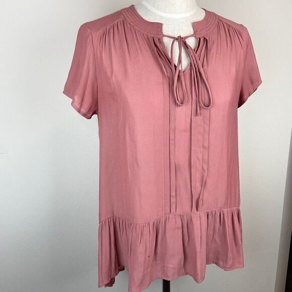 Ro & De Front Tie Blouse - Picture 2 of 5